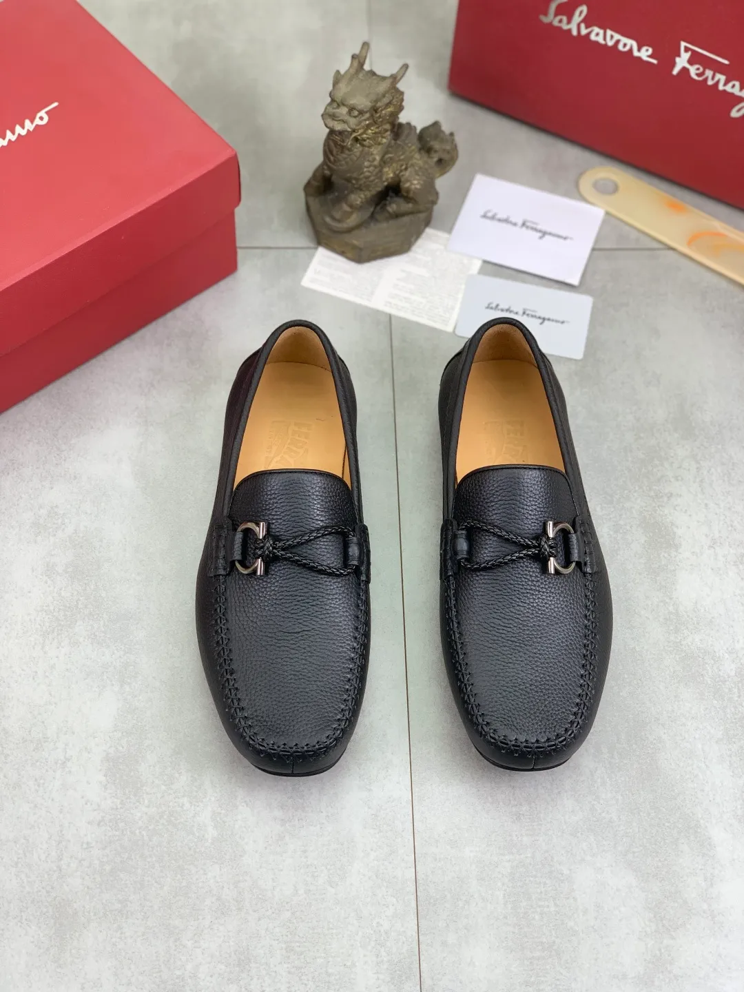 Men's men's shoes 💰P480 New high quality [Ferragamo/Ferragamo] The latest model in the counter Original imported calfskin, imported cowhide lining + original luxury metal buckle + original combination outsole Comparison without pressure Code number: 38-44 (45 customized)